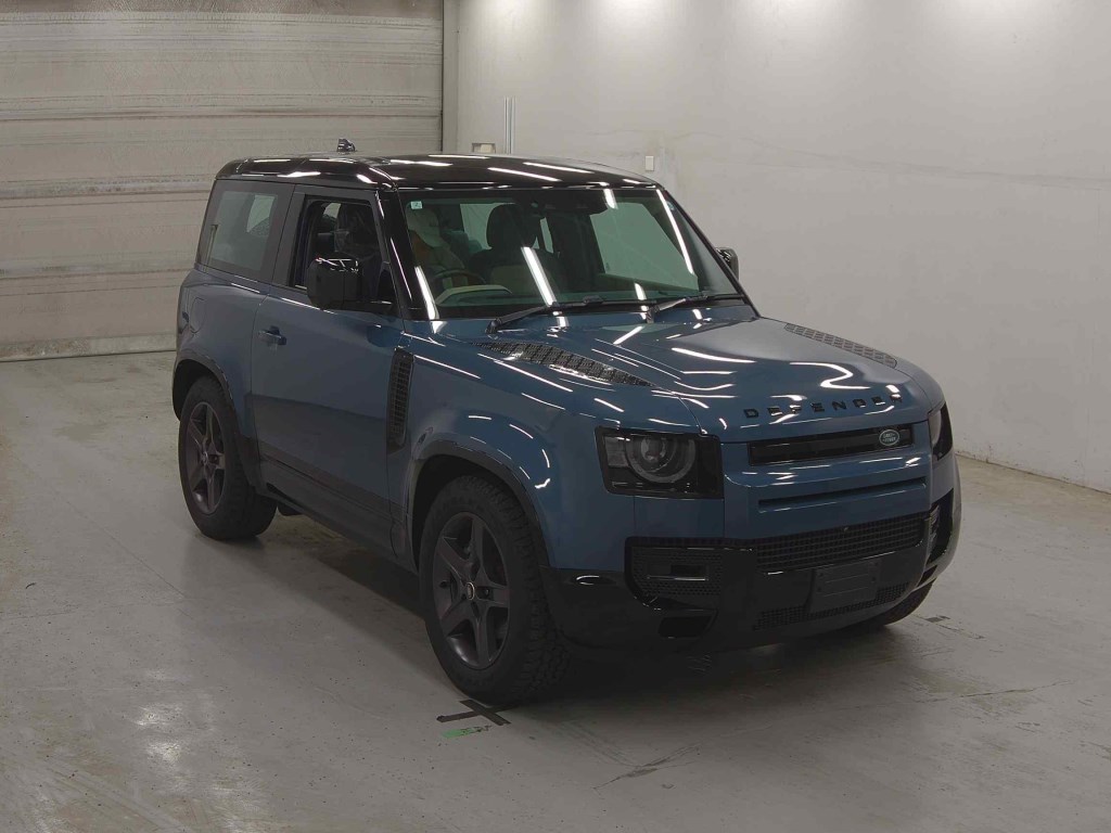 LAND ROVER DEFENDER