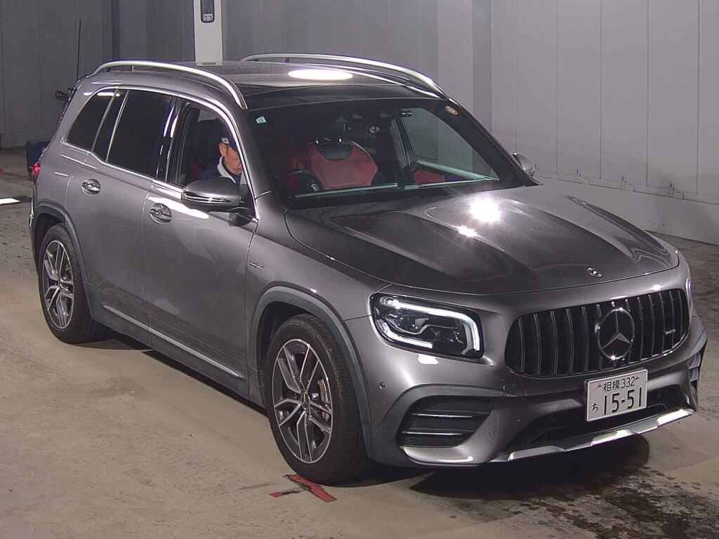 MERCEDES AMG GLB