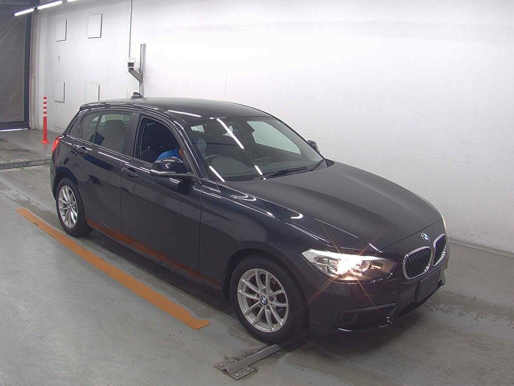 BMW 1 SERIES
