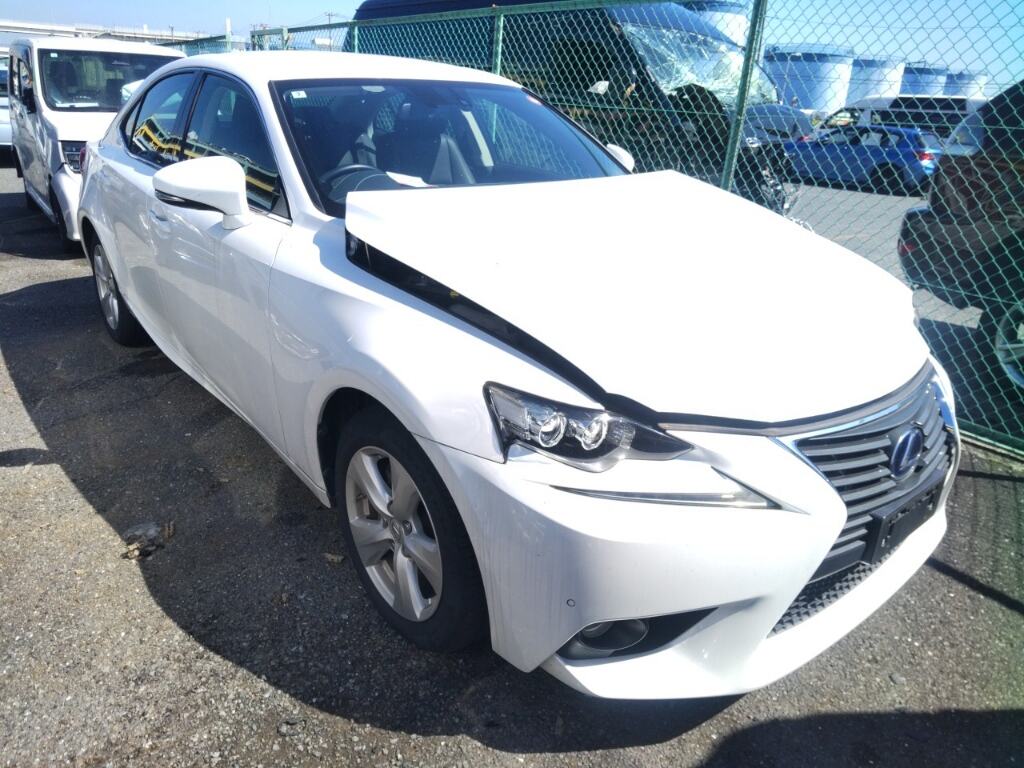 LEXUS IS